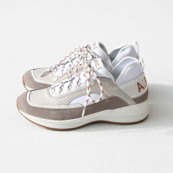 【極美品】A.P.C. アーペーセー ランアラウンド スニーカー グレー 24 A.P.C.(アーペーセー) RUN AROUND スニーカー(RUNAROUND)の通販｜NEWS