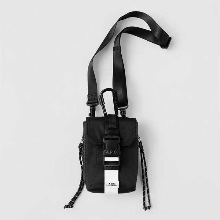 A.P.C.(アーペーセー) Trek クロスボディ ポーチ(CROSSBODYPOUCH)の