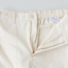 パンツの前開き部分をアップにした画像