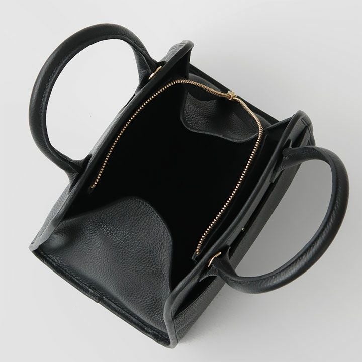 AULENTTI ノットハンドル レザー ハンドバッグ ブラック AULENTTI オウレンティ｜レザー2WAY トップハンドルバッグS DI-3621-DO