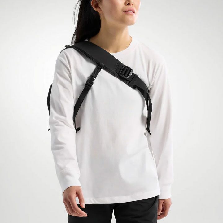 【新品タグ付】BEAMS購入 アークテリクス グランヴィル 10 クーリエバッグ ARC'TERYX アークテリクス｜ グランヴィル 10 クーリエ バッグ X10384