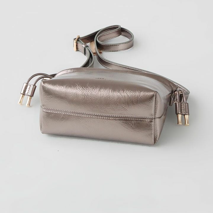 A.P.C. アーペーセー｜Ninon ミニバッグ SAC-NINONMINIの通販｜NEWS