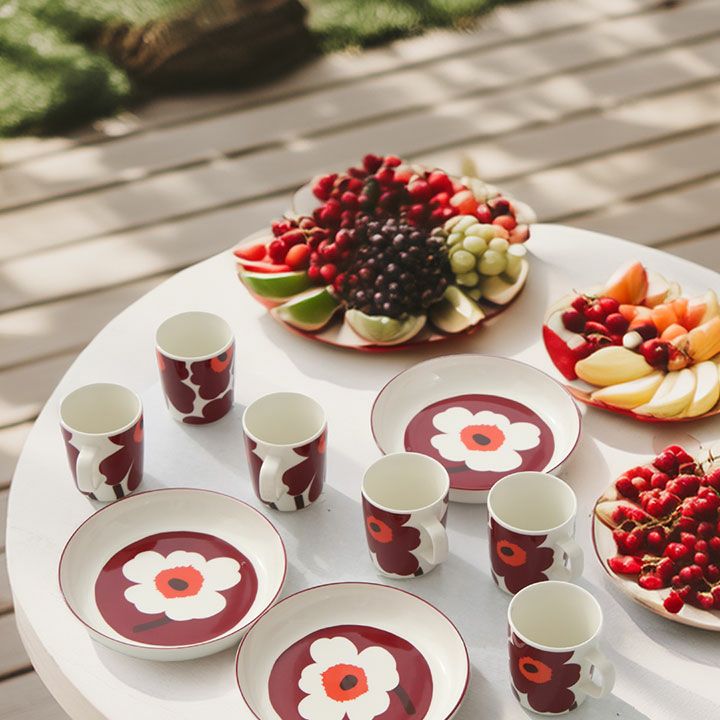 marimekko マリメッコ｜Unikko ディーププレート 52259-75650の通販