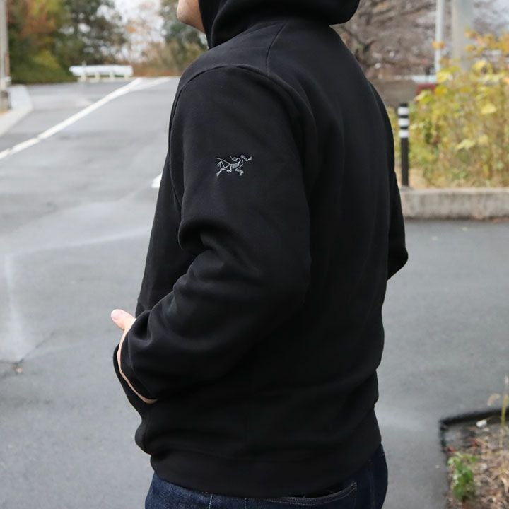 000000008025-03.jpg?size=l&w=